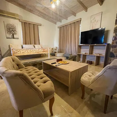 Kenny's 마스티차리