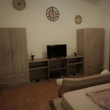 Kenny's Prázdninový dům